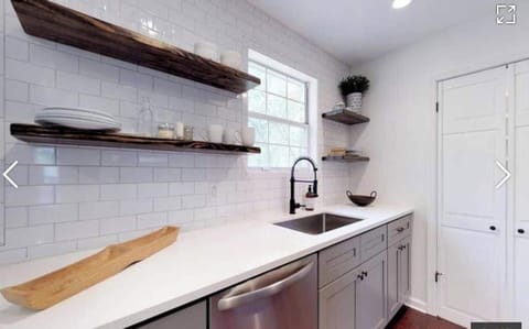 Very hip open shelves and counter space