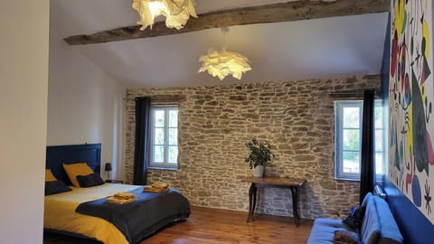 Comfort Double Room | Pillowtop beds, individually decorated, individually furnished, desk