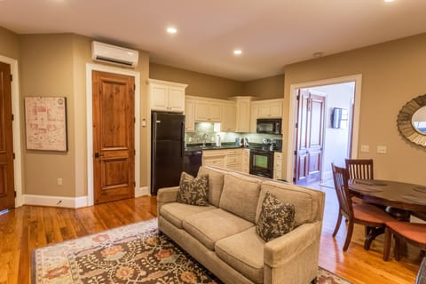 Suite, 1 King Bed (4) | Living area | LED TV