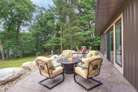 Walker Vacation Rental | 2BR | 1BA | 1,000 Sq Ft | Step-Free Access