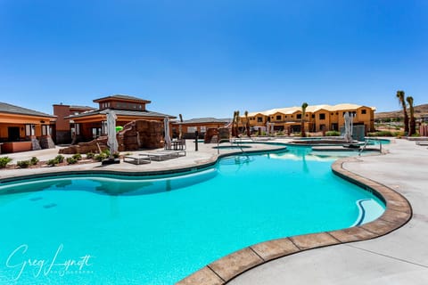 Beautiful new pool to relax after your hard day hiking!
