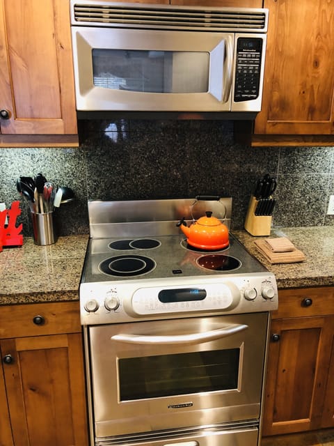 Microwave, Stove, Oven, and Warming Drawer