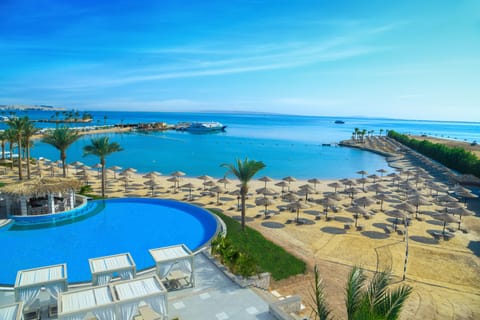Private beach, sun loungers, beach umbrellas, beach towels
