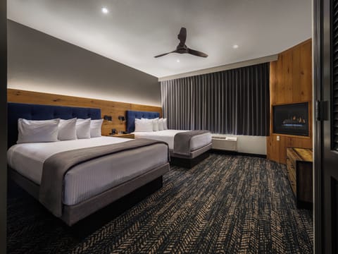 Suite, 1 Bedroom, 2 Queen Beds, Fireplace | Premium bedding, pillowtop beds, desk, laptop workspace