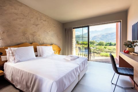 Indulge Room | 28m2 | In-room safe, desk, blackout drapes, soundproofing