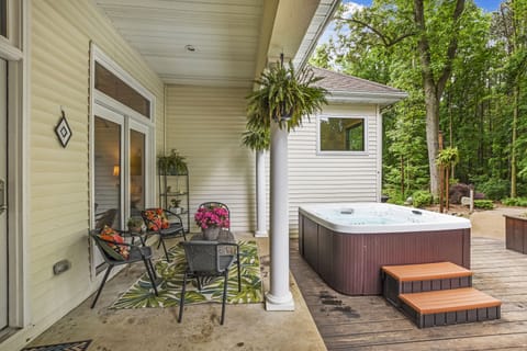 The hot tub is just steps away from the BBQ grills and outdoor dining area! 