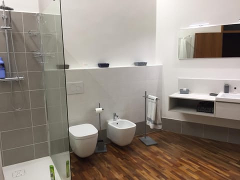 Superior Double Room | Bathroom | Shower, rainfall showerhead, hair dryer, bathrobes