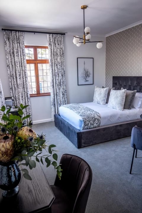 Deluxe Double Room | Premium bedding, minibar, in-room safe, soundproofing