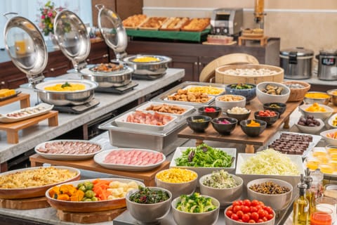 Daily buffet breakfast for a fee