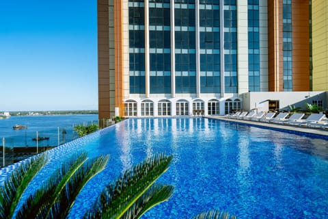 Outdoor pool, sun loungers
