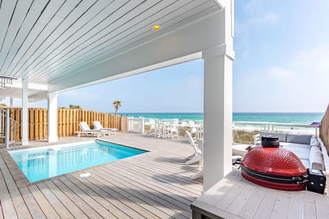 Private Beachfront Pool and Furnished Pool Deck
