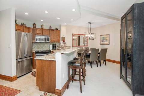Family Condo | Private kitchen | Fridge, microwave, oven, stovetop