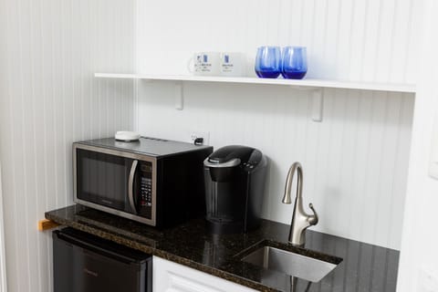 203 - Two Bedroom 2 Bath Luxury Suite | Private kitchen | Fridge, microwave, coffee/tea maker, toaster