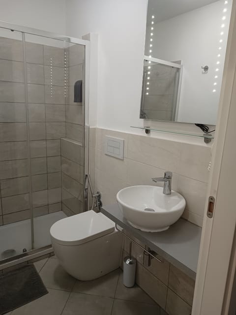 Double or Twin Room | Bathroom | Shower, free toiletries, hair dryer, towels