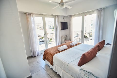 Quadruple Room | Internet, bed sheets
