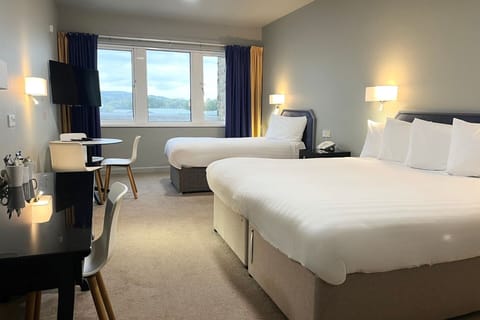 Family Room | Laptop workspace, blackout drapes, iron/ironing board, free WiFi