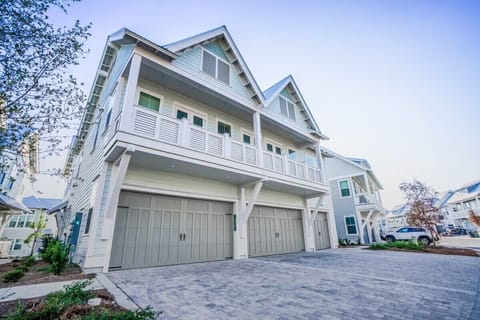 3BR Townhome, Prominence 30A ~ The Blue Bungalow