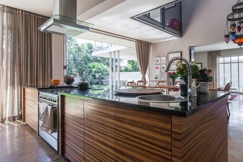 Double Room | Shared kitchen | Shared fridge, microwave, stovetop, espresso maker
