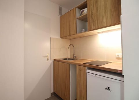 Studio (Berglust) | Private kitchen | Fridge, microwave, stovetop, coffee/tea maker