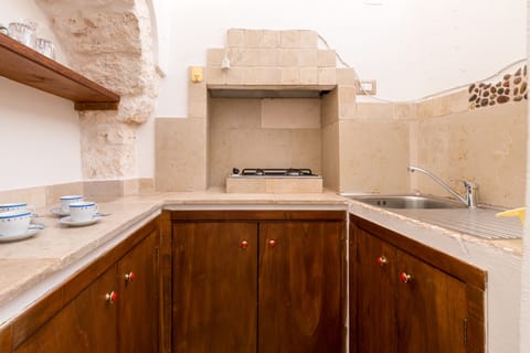 Apartment, 1 Bedroom, Non Smoking | Private kitchen | Fridge, oven, stovetop, espresso maker