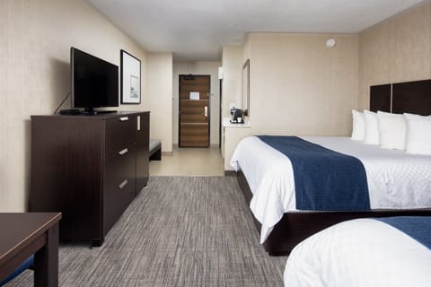 Double Room | Blackout drapes, iron/ironing board, free WiFi, bed sheets