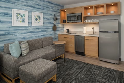 Fridge, microwave, dishwasher, coffee/tea maker