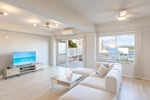 Luxury Villa | Living area | 60-inch flat-screen TV with digital channels, TV, Netflix