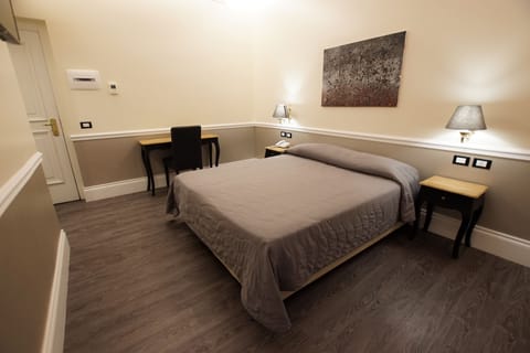 Minibar, in-room safe, individually furnished, desk