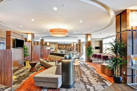 Lobby lounge