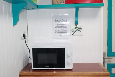 Daily buffet breakfast (EUR 6.90 per person)