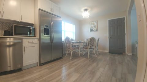 Eat in Kitchen Fully equipped 