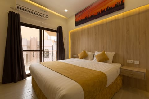 Standard Double Room | Desk, soundproofing, iron/ironing board, free WiFi