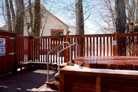 Teton Creek Resort Community Hot Tub