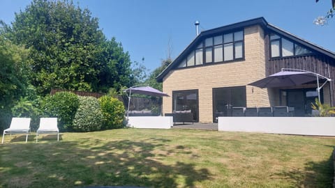 Rear view of The Hawthorns 