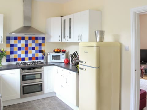 Attractive kitchen | Curlew Cottage, Creetown, near Newton Stewart 