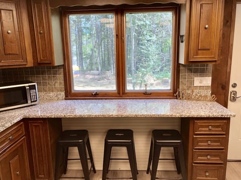 Nice view from the breakfast bar to enjoy the wildlife.