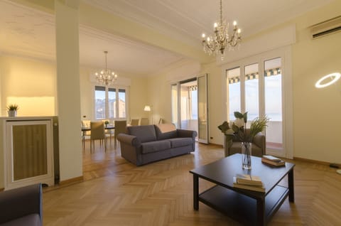 Apartment, Balcony, Sea View (4 Bedrooms) | Living area | 32-inch flat-screen TV with cable channels, offices