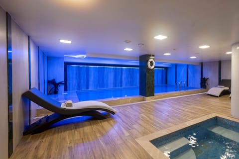Couples treatment rooms, hot stone massages, deep-tissue massages