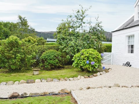 Lovely garden with views | Altbeg, Isle of Arran
