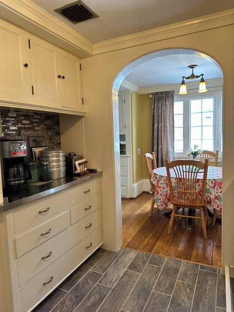 Butler's Kitchen, Countertop oven, Microwave, Keurig, dishwasher.