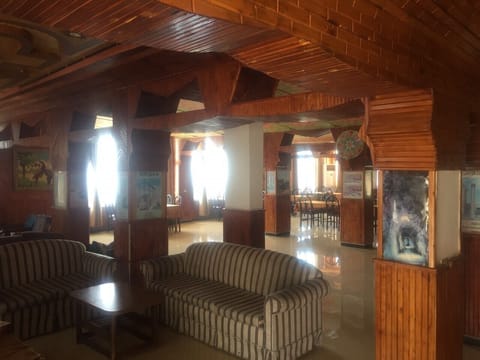 Classic Double or Twin Room, 1 Bedroom, Smoking, Hill View | In-room dining