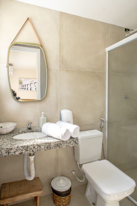 Comfort Triple Room, Private Bathroom | Bathroom | Bidet, towels