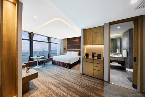 Premium bedding, down comforters, pillowtop beds, minibar