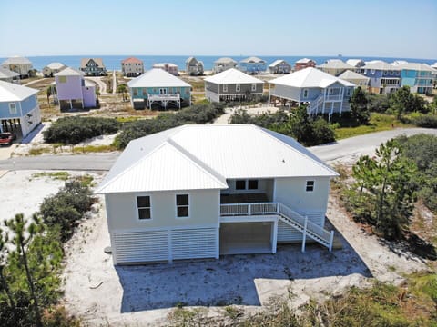 Welcome to A Sun Rae Hideaway!