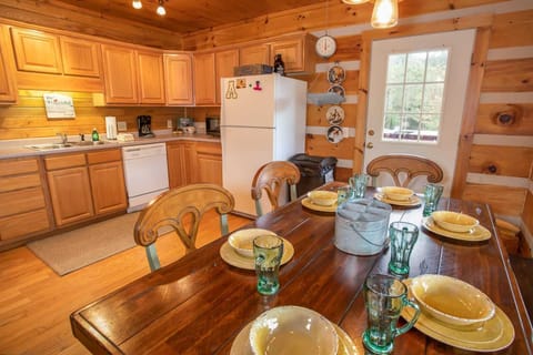 Dining Room Adjacent to Kitchen