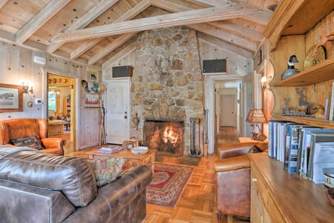 Kings Beach Vacation Rental | 5BR | 4.5BA | 2,550 Sq Ft | Stairs Required