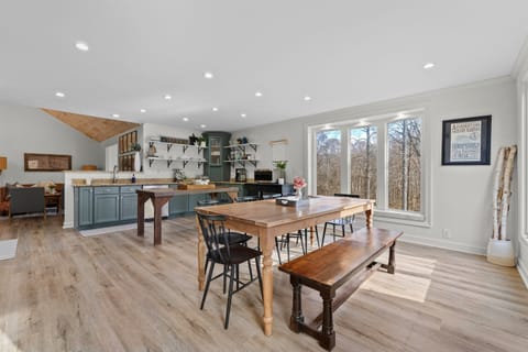 Open dining & kitchen area.