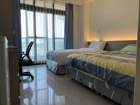 Family Triple Room | Desk, blackout drapes, free WiFi, bed sheets