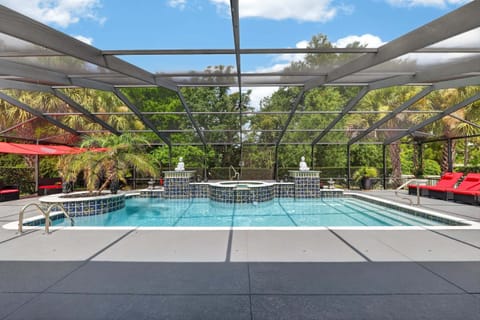 House, 4 Bedrooms | Pool