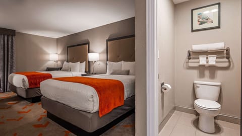 Standard Room, 2 Queen Beds, Non Smoking, Refrigerator | Bathroom | Free toiletries, hair dryer, towels